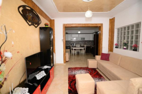 Shuli's Apartments